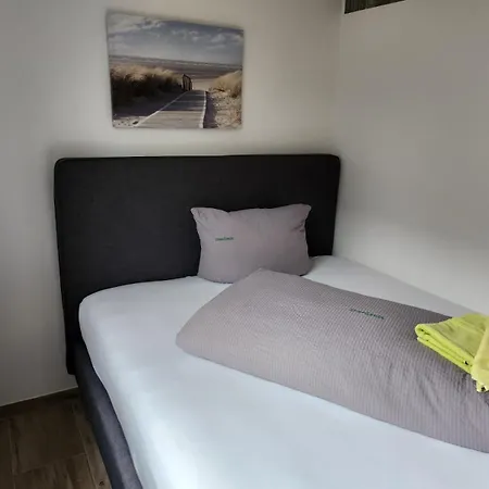 Collins Stiftung Διαμέρισμα